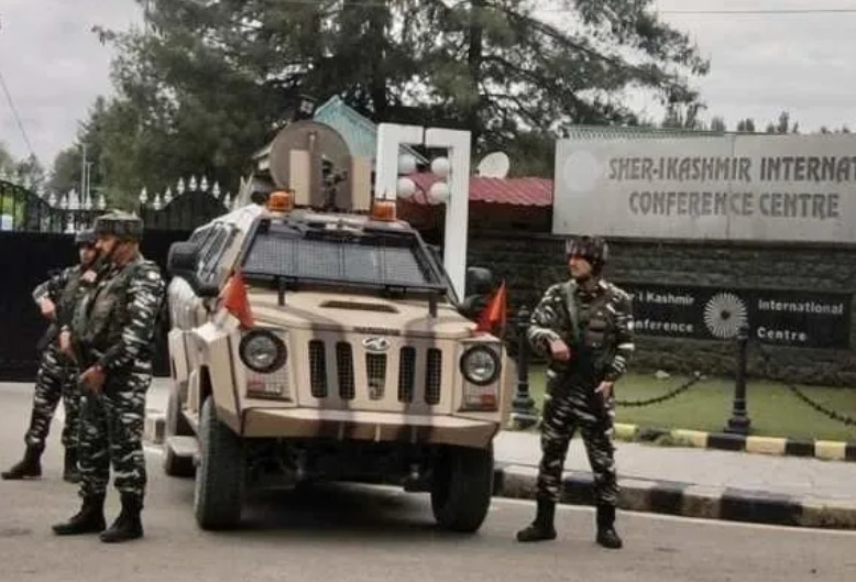 'All arrangements finalised, security beefed up in & around SKICC for swearing-in ceremony of Omar Abdullah as Chief Minister '